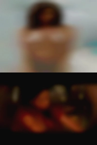 Horny Magalia swingers housewives.